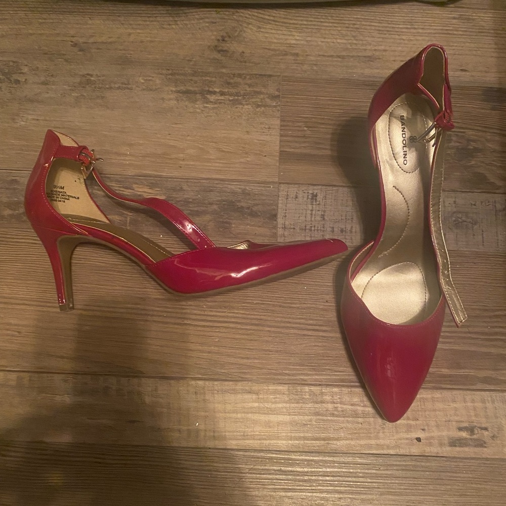 Bandolino red patent leather pumps Size 9.5